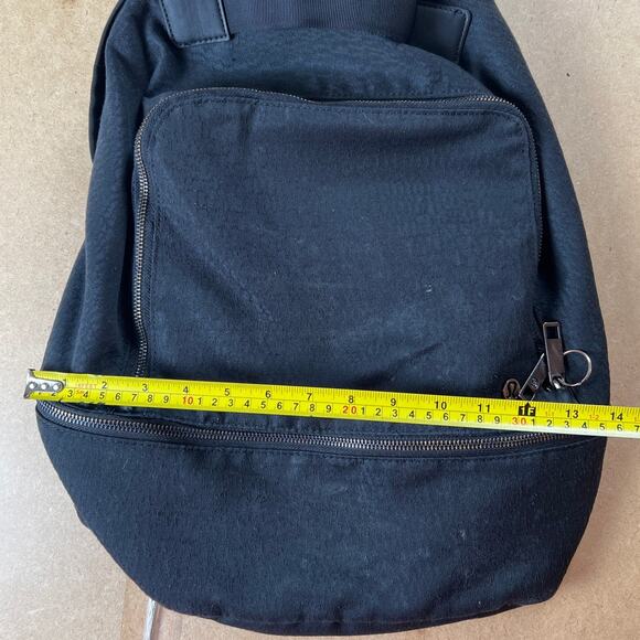 can you run with lululemon belt bag lululemon Everywhere Belt Bag Review: Does The Iconic Bag Hold Up Over Time?